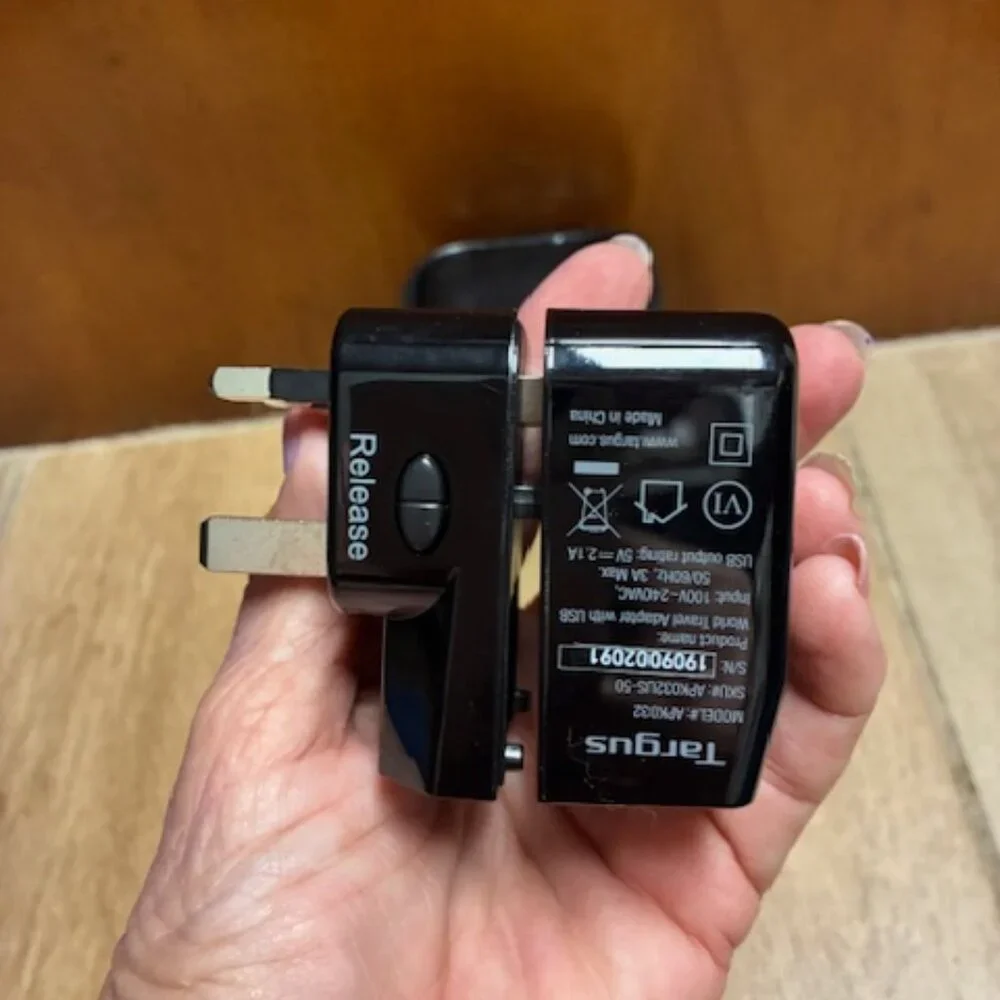Box of 4 Targus World Travel Adapter w/ dual USB charging ports